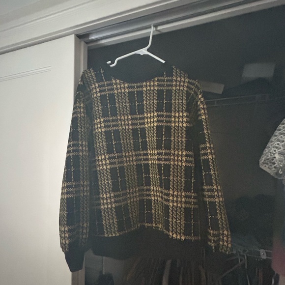 Clueless 90’s Sweater - Picture 3 of 4